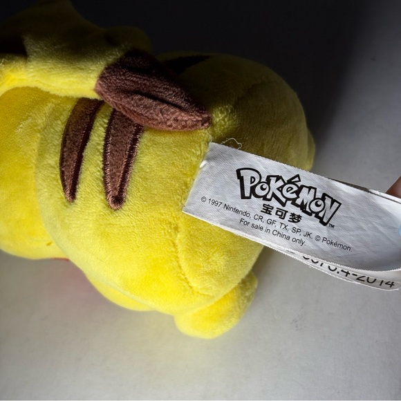 Vintage 1997 Pokémon Pikachu Smiling Face Plush Clip-On Keychain 5.5” Nintendo - Picture 7 of 9